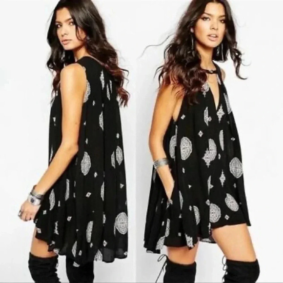 Free People Retro Medallion Tree Swing Tunic Dress Sleeveless Black Boho - Picture 1 of 3